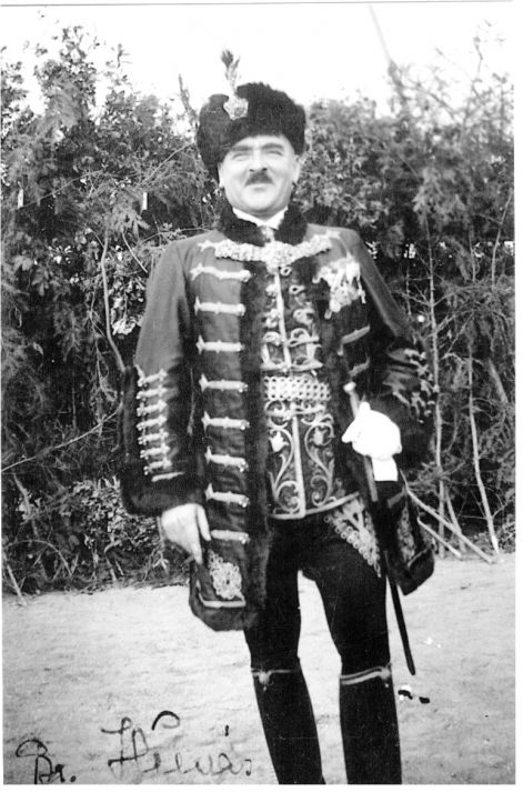 068._laszlo_diszm..jpg
